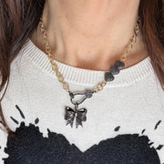 brandy-bow-necklace-gold-on-model-love-lisa