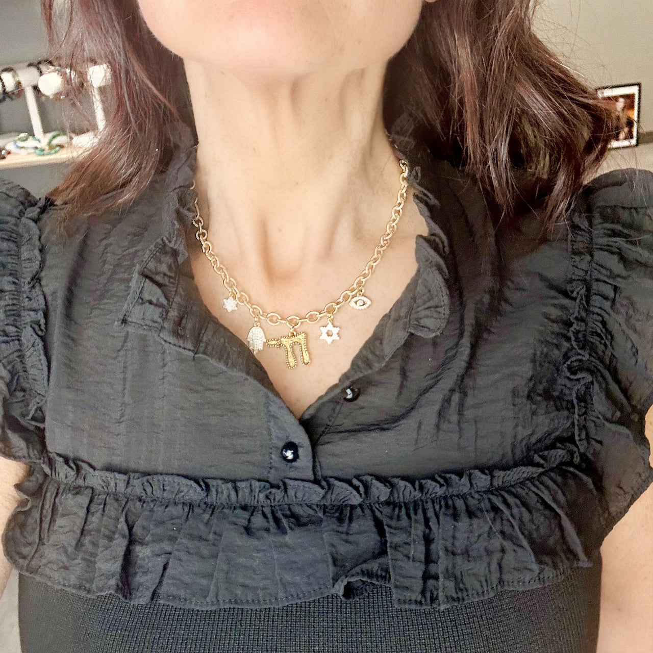 Love Lisa Debbie Chai To Life Necklace model view