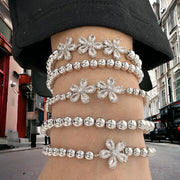Felicity Floral Collection stretch bracelet with sparkling flower design

