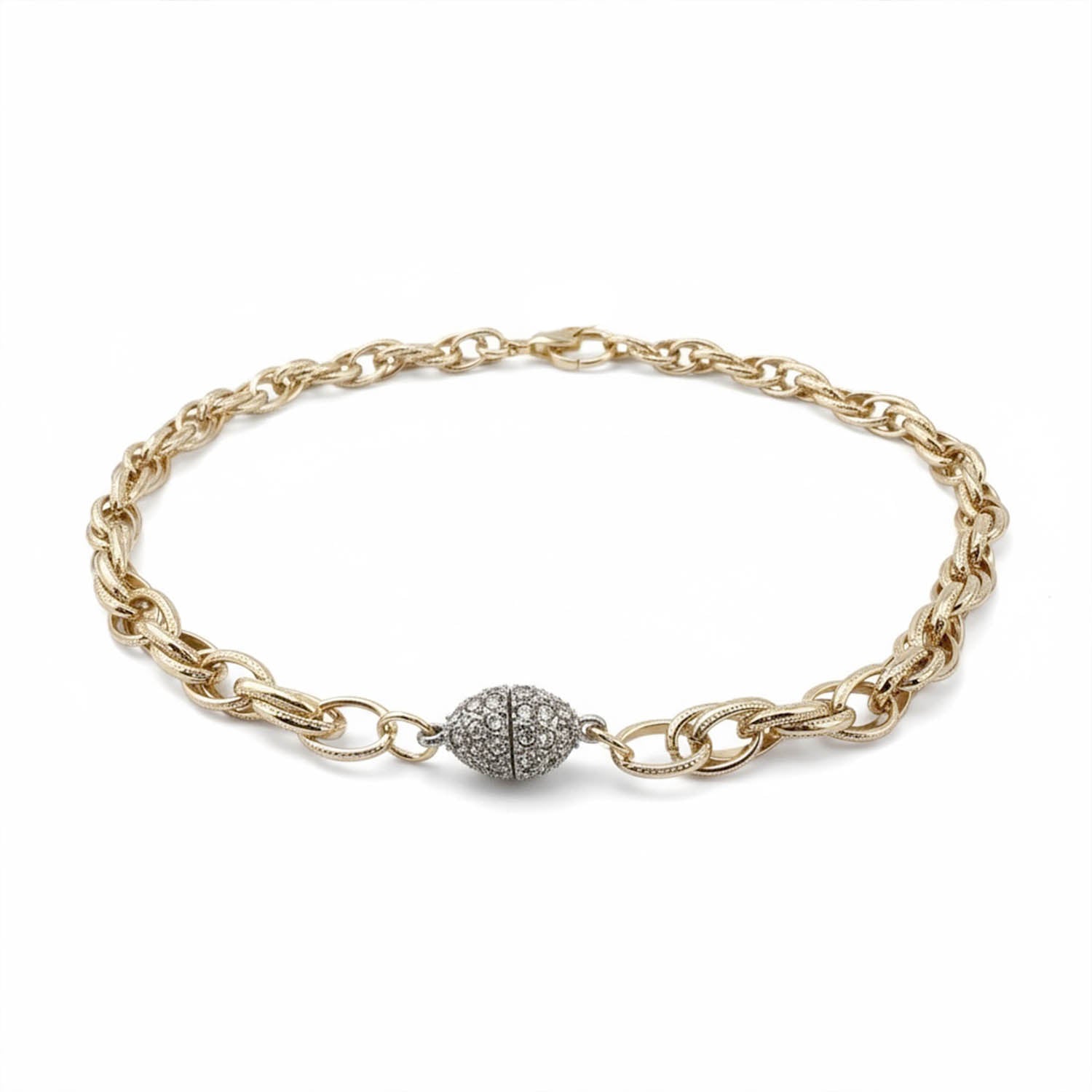 minni textured clasp necklace laying flat