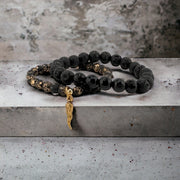 Love Lisa Italian horn beaded bracelet close view highlighting 6mm crystal beads and gold horn charm