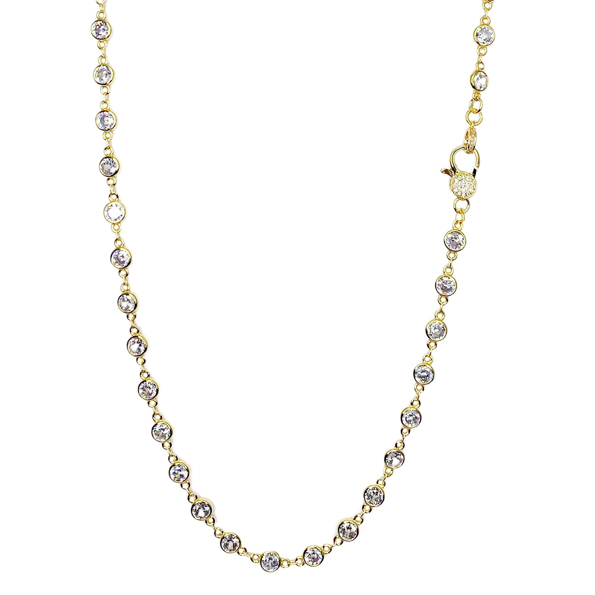 danielle-diamond-clasp-necklace-gold-display
